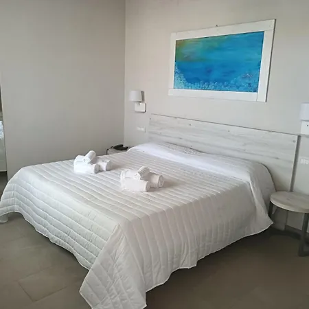 Hotel Borgo Di Riaci Beach Resort