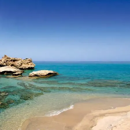 Borgo Di Riaci Beach Resort Hotel