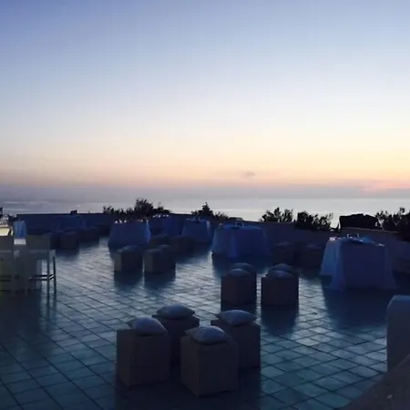 Hotel Borgo Di Riaci Beach Resort 4*