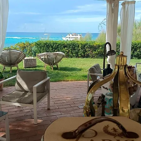 Borgo Di Riaci Beach Resort Hotel 4*