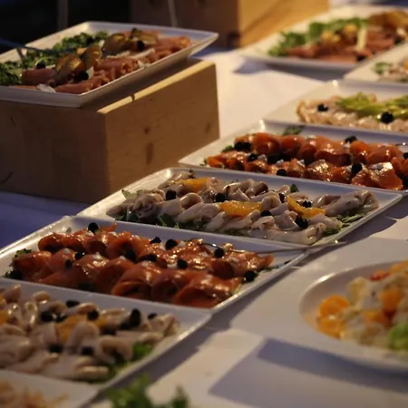 Borgo Di Riaci Beach Resort Hotel 4*