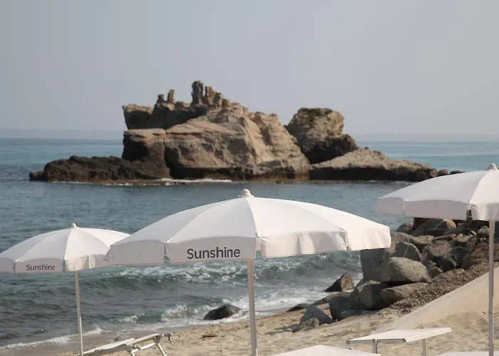 Borgo Di Riaci 4* סנטה דומניקה