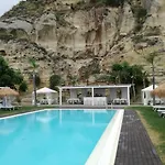 Borgo Di Riaci Beach Resort 4*