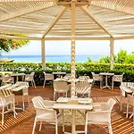 Borgo Di Riaci Beach Resort 4*