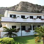 Borgo Di Riaci Szálloda 4*