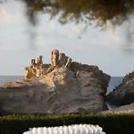 Hotel Borgo Di Riaci Beach Resort 4*