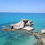 Borgo Di Riaci Beach Resort Hotel