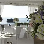 Borgo Di Riaci Beach Resort 4*