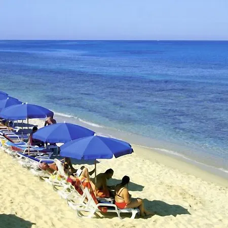 Hotel Borgo Di Riaci Beach Resort 4*