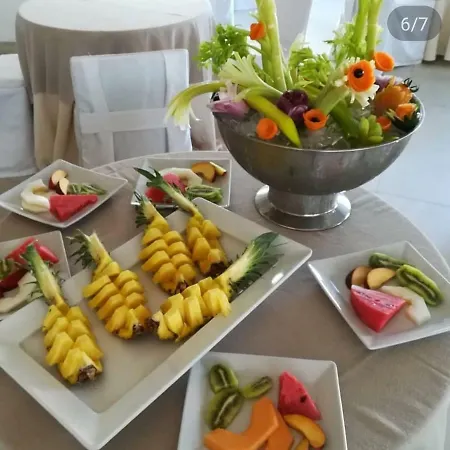 Borgo Di Riaci Beach Resort