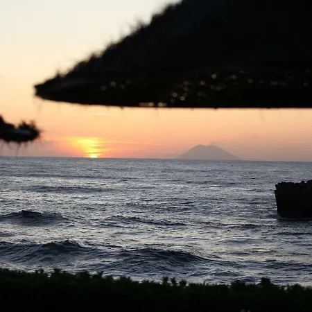 Hotel Borgo Di Riaci Beach Resort