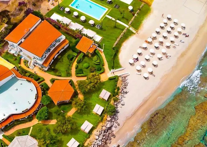 Hotel Borgo Di Riaci 4*